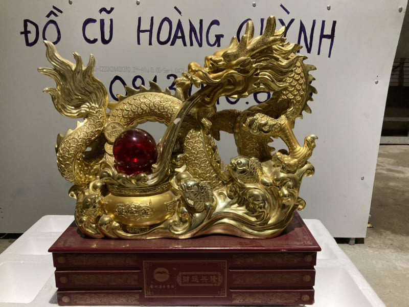 Hộp đựng rượu trưng bày tượng Rồng - Hoàng Quỳnh